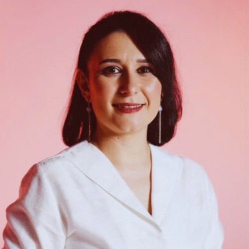 Dr. Ayşegül Özkavukcu